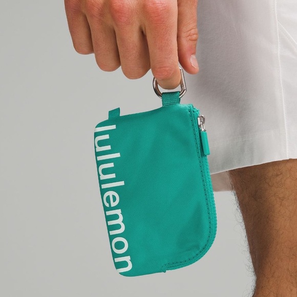 ❤️ Lululemon Clippable Card Pouch NWT - Picture 13 of 13